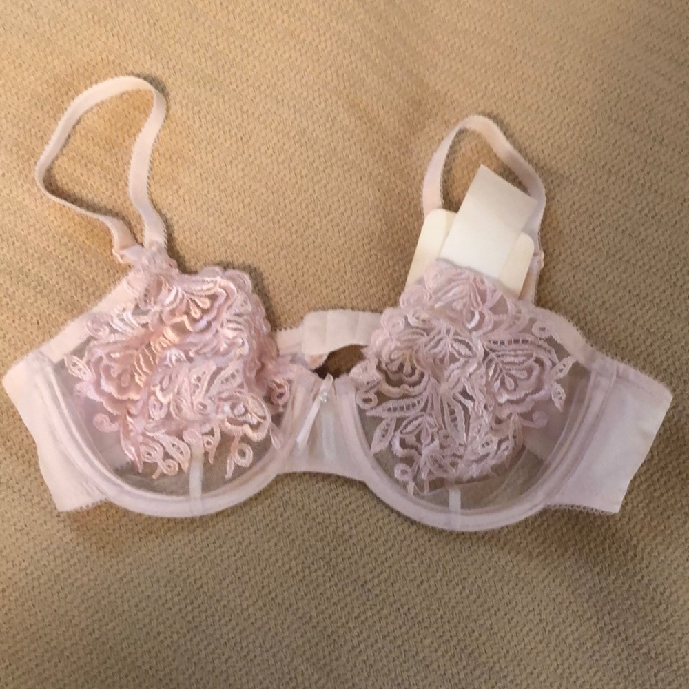 Wacoal pink lace bra 32B